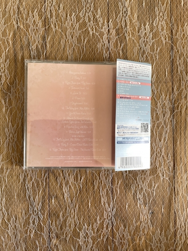 アリアナ・グランデ　ユアーズ・トゥルーリー(初回限定版)CD