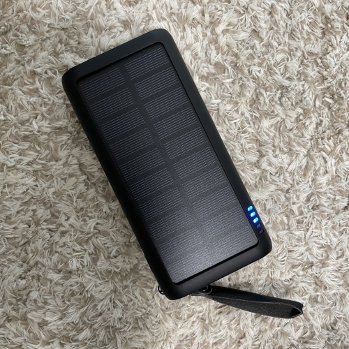 【未使用】ソーラーモバイルバッテリーの写真